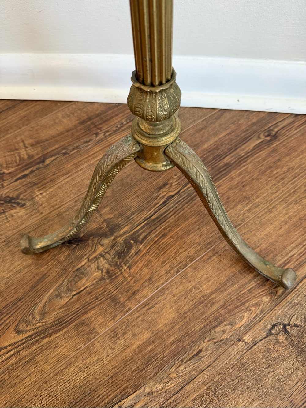 Vintage Solid Brass Pineapple Valet Stand Clothes Butler Hollywood Regency Heavy - Picture 5 of 16